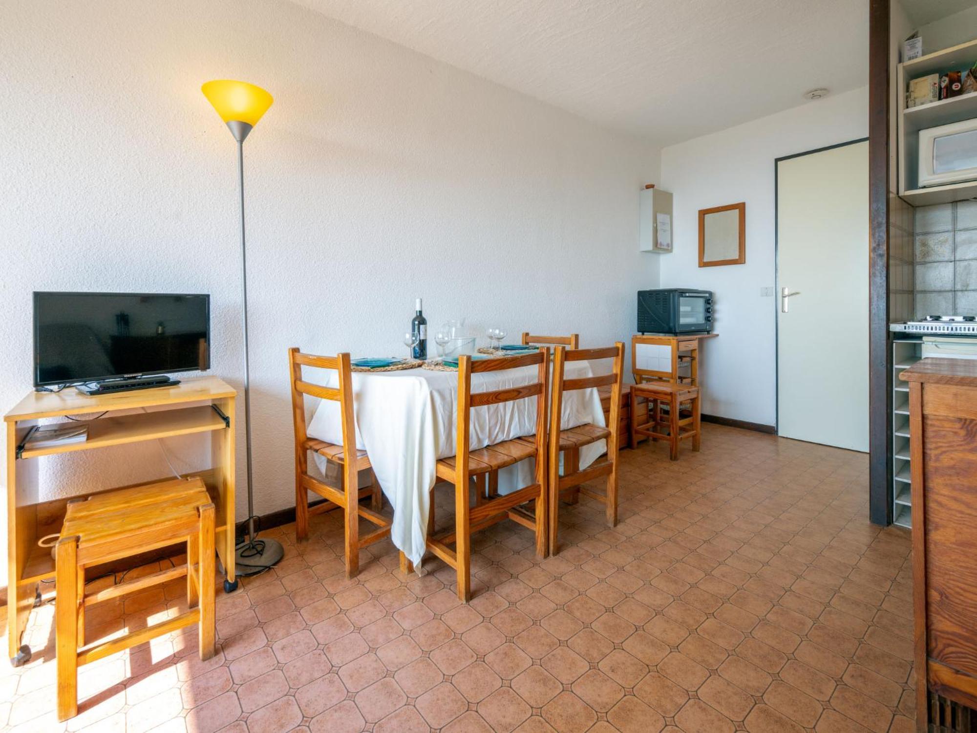 Apartment Les Eaux Vives 1 & 2-2 By Interhome Saint-Pierre-la-Mer  Exteriör bild